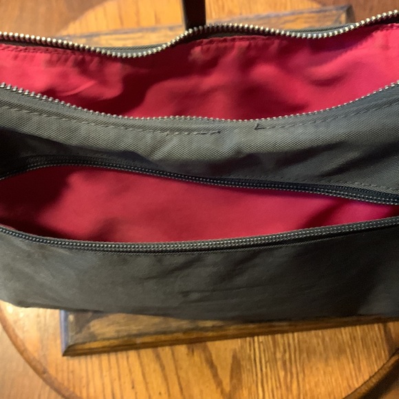 A Grey Baggalini Bag - Picture 4 of 5